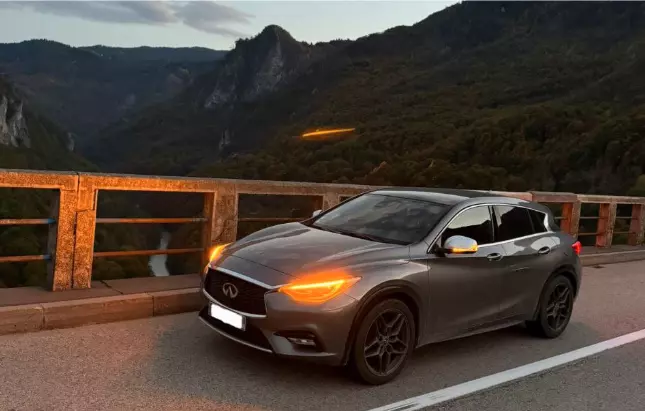 q30